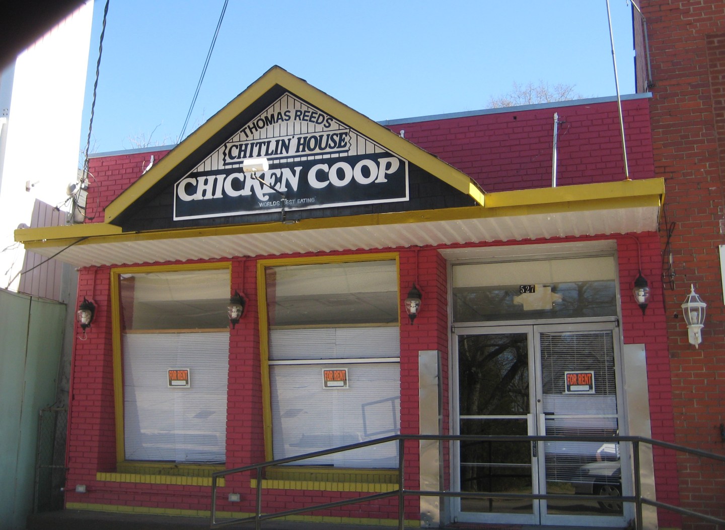 Thomas Reed's now abandoned Chitlin House, the Chicken Coop in Tuskegee, AL in 2009