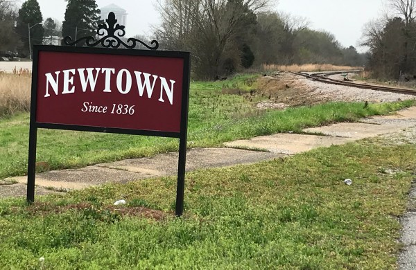 Newtown sign Montgomery Alabama